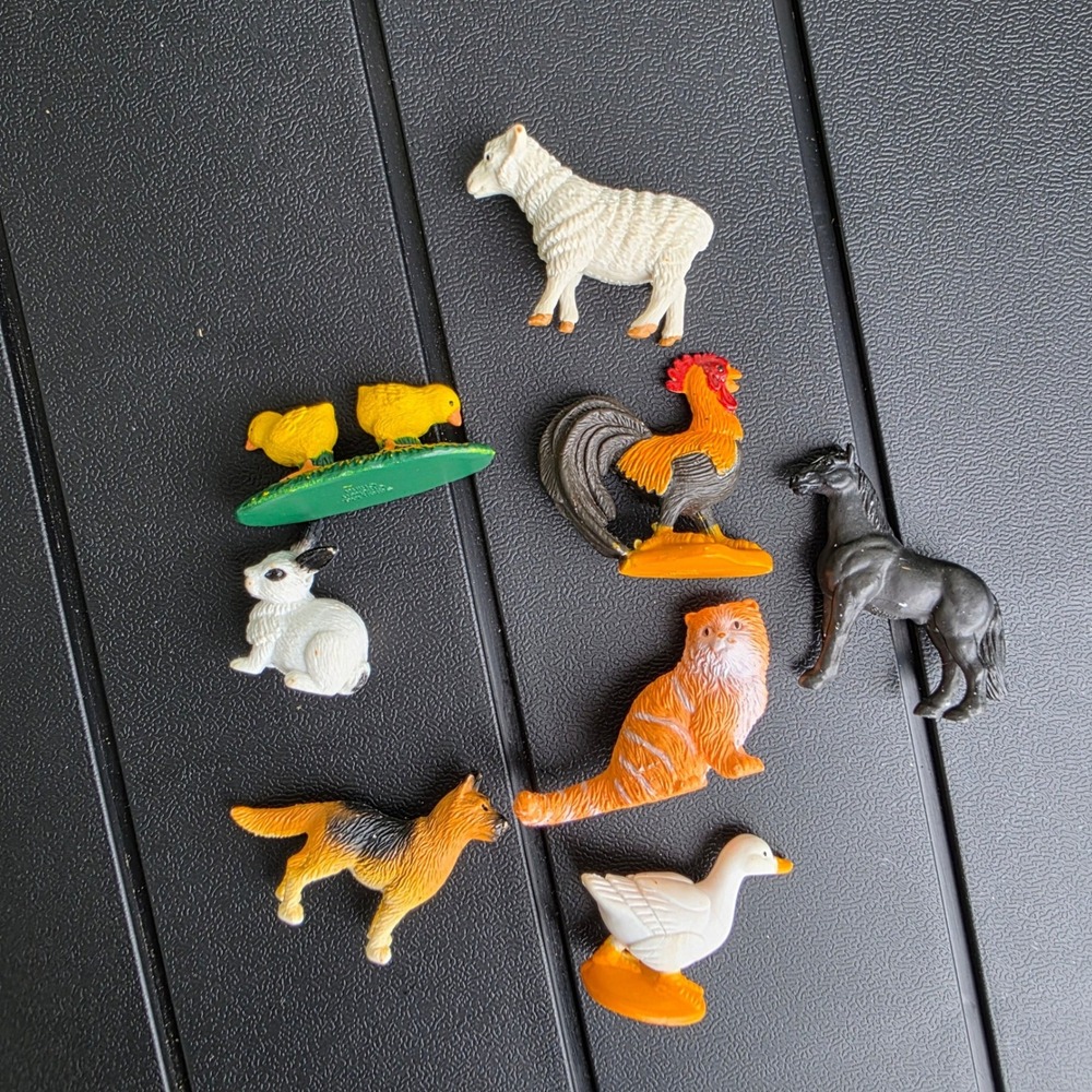 Safari Ltd Farm Animal Mini Figurines Mixed 8 Pc Lot Miniature Plastic Shadowbox